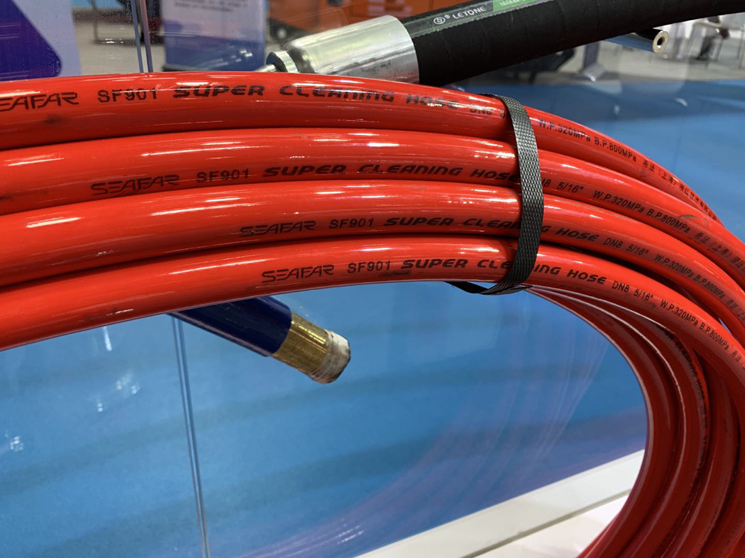 小口徑超高壓樹(shù)脂軟管的特性