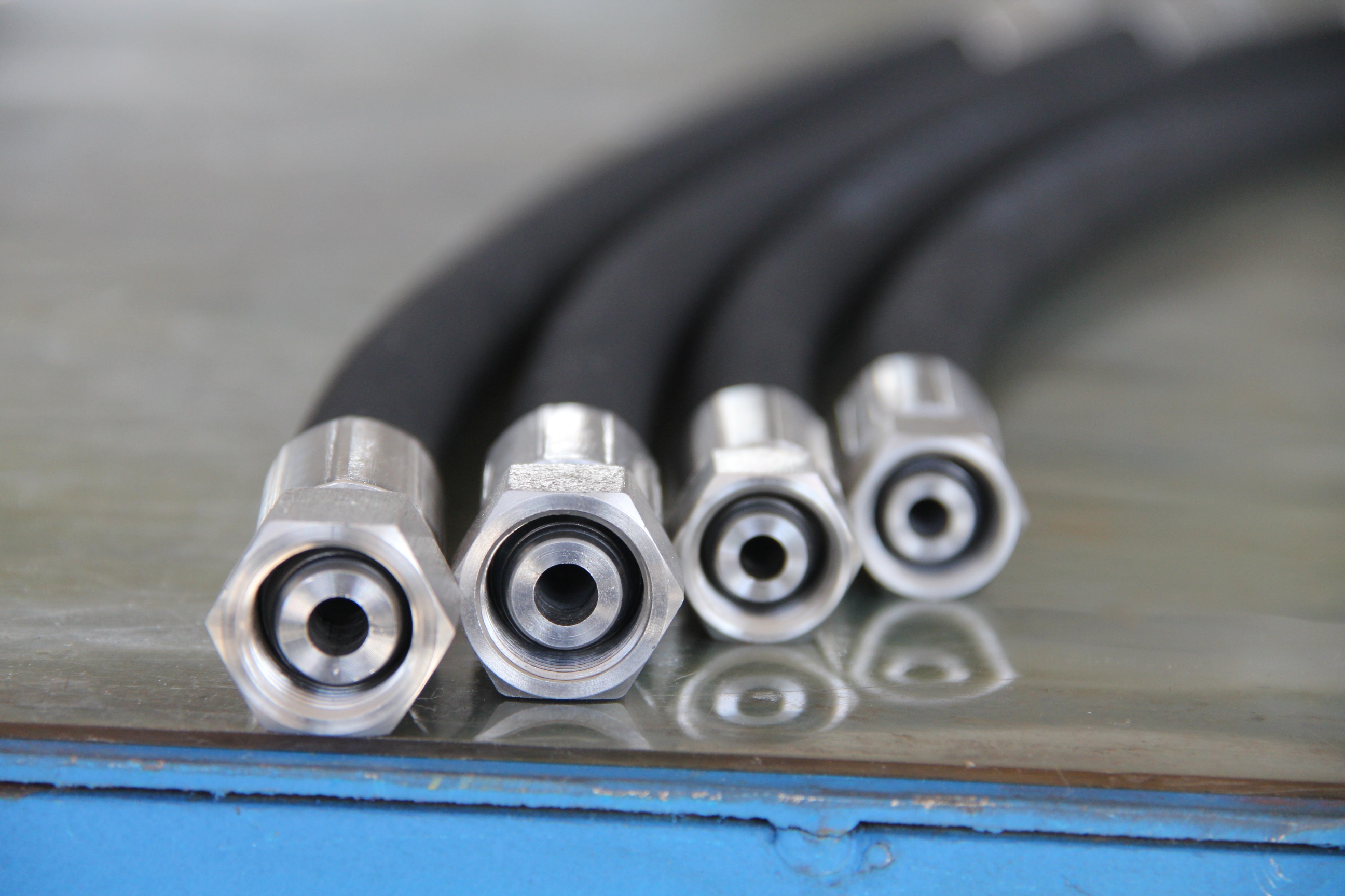 選購(gòu)高效耐用的工業(yè)用膠管